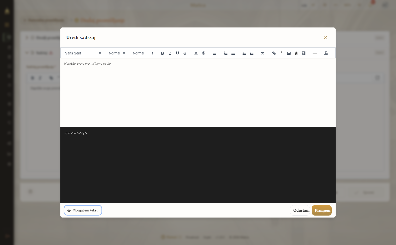 Prošireni uređivač u načinu „HTML izvorni kod" s prikazom izvornog koda (prikaz na računalu)